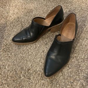 Madewell Brady Low-Cut Bootie, black leather, size 8